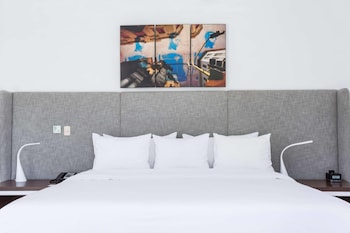 Premium Room, 1 King Bed, Non Smoking