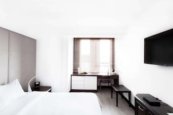 Room, 1 Queen Bed, Non Smoking