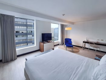 Studio Suite, 1 King Bed, Non Smoking