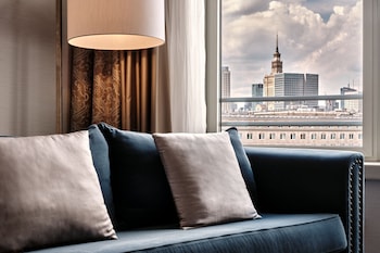 Premium Room, 1 King Bed