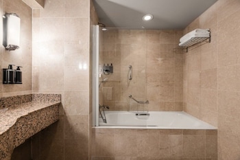 Executive Room, 1 Queen Bed