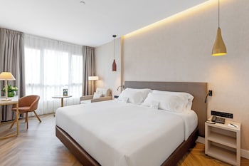 Superior Triple Room (View)