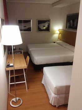 Triple Room (2 Adults + 1 Child)