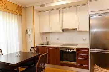 Studio (2 Adults + 1 Child)