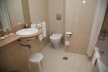 Triple Room (2 Adults + 1 Child)