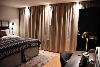 Standard Twin Room, Non Smoking, No Windows
