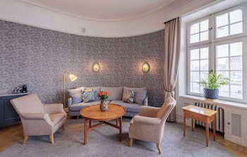 Junior Suite, 1 King Bed, Non Smoking, Sea View