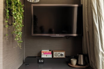 Single Room (Compact)