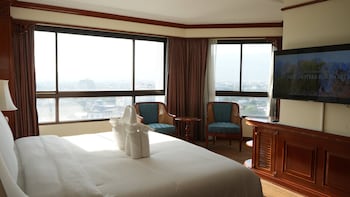 Deluxe Suite, 1 King Bed