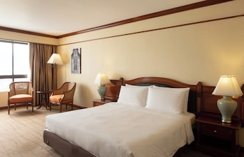 Premier Room, 1 King Bed