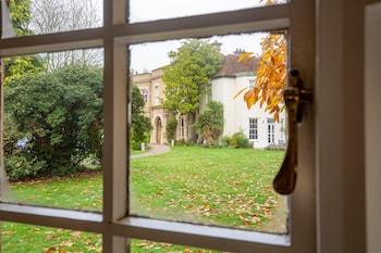 Classic Manor Double (dog friendly)
