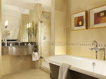 Feature Room