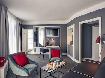 Suite, 1 Double Bed with Sofa bed