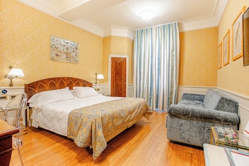 Junior Triple Room, 1 Double Bed with Sofa bed
