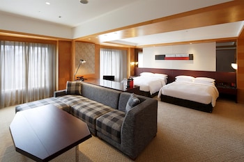 Club Room, 2 Double Beds (Deluxe)