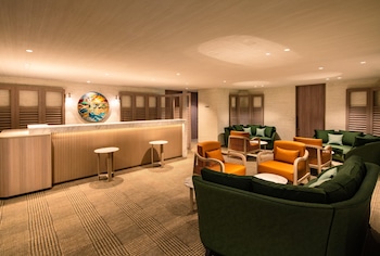 Club Room, 1 King Bed (Deluxe)
