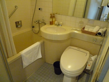 Triple Room (2 Single beds + 1 Extra bed), Non Smoking