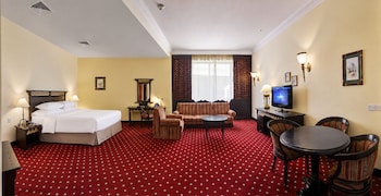 Grand Room, complimentary shuttle to DXB Airport Terminal 1 & 3