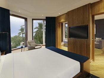 Executive Suite, City View, 1 King Bed, Club Lounge Access