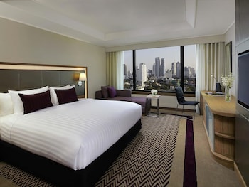 Deluxe Room, 1 King Bed