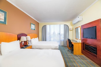 Standard Room, 2 Double Beds, Non Smoking