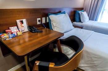 Standard Room, 2 Twin Beds