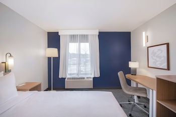 Room, 1 Queen Bed, Accessible, Bathtub