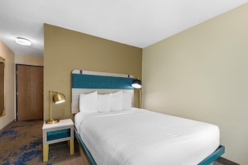 Standard Room, 1 Queen Bed, Accessible, Bathtub