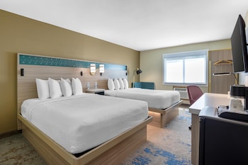 Standard Room, 2 Queen Beds, Non Smoking, Refrigerator & Microwave
