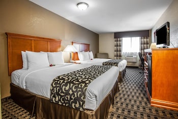 Standard Room, 2 Queen Beds, Non Smoking