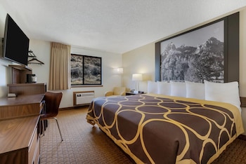 Suite, 1 King Bed, Non Smoking