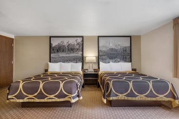Suite, 2 Queen Beds