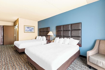 Standard Room, 2 Queen Beds, Non Smoking, Refrigerator & Microwave
