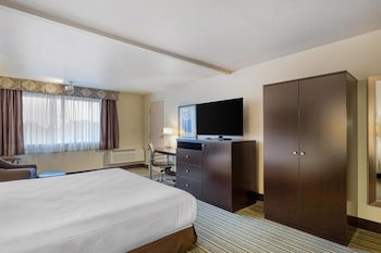 Standard Room, 1 King Bed, Non Smoking