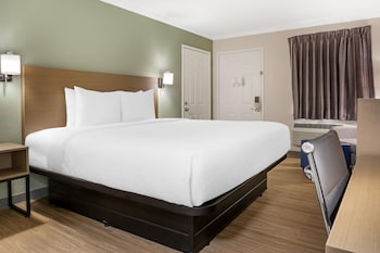 Standard Room, 1 King Bed, Non Smoking