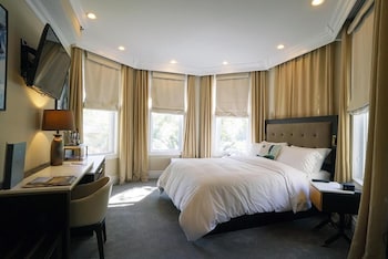 Standard Room, 1 Queen Bed, Non Smoking