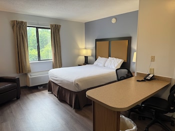 Standard Room, 1 Queen Bed, Non Smoking