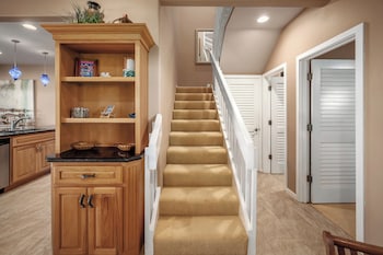 Condo, 2 Bedrooms, Ocean View (Unit 126, 2 Bath)