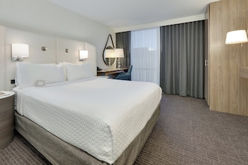 Standard Room, 1 King Bed