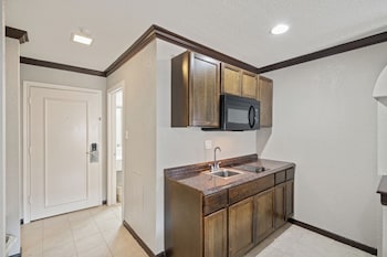 Room, 2 Double Beds, Non Smoking, Kitchenette
