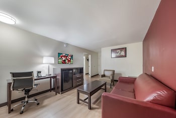 Suite, 2 Queen Beds, Non Smoking