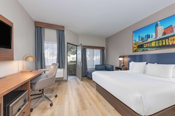 Room, 1 King Bed, Non Smoking