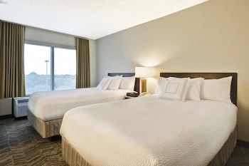 Suite, 2 Double Beds (Mobility/Hearing Accessible, Tub)