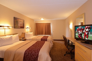Standard Room, 2 Double Beds (Smoke Free)