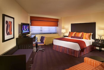 Deluxe Room, 1 King Bed