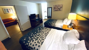 Family Suite, 1 Bedroom, Non Smoking, Kitchenette