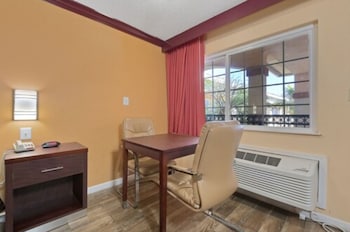 Standard Single Room, 1 Queen Bed, Non Smoking