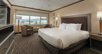 Signature Suite, 1 King Bed, Kitchenette, Ocean View