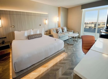 Room, 1 King Bed, Ocean View (Coast King with Ocean View)