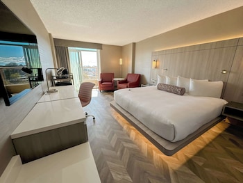 Room, 1 King Bed (Coast King)
